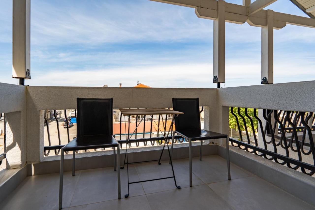 Bemyguest Comfort Zefyros Neoi Poroi Exterior photo